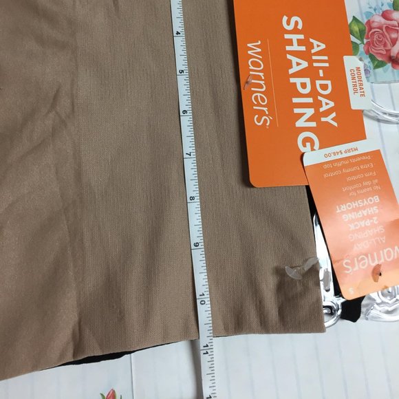 Warner's All-Day Shaping 2-Pack Boyshort (Small) - Picture 12 of 16